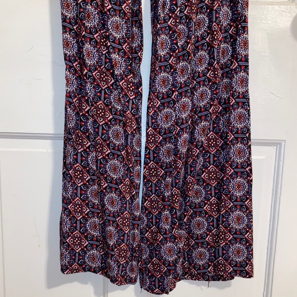 Patterned Romper - Picture 3 of 4